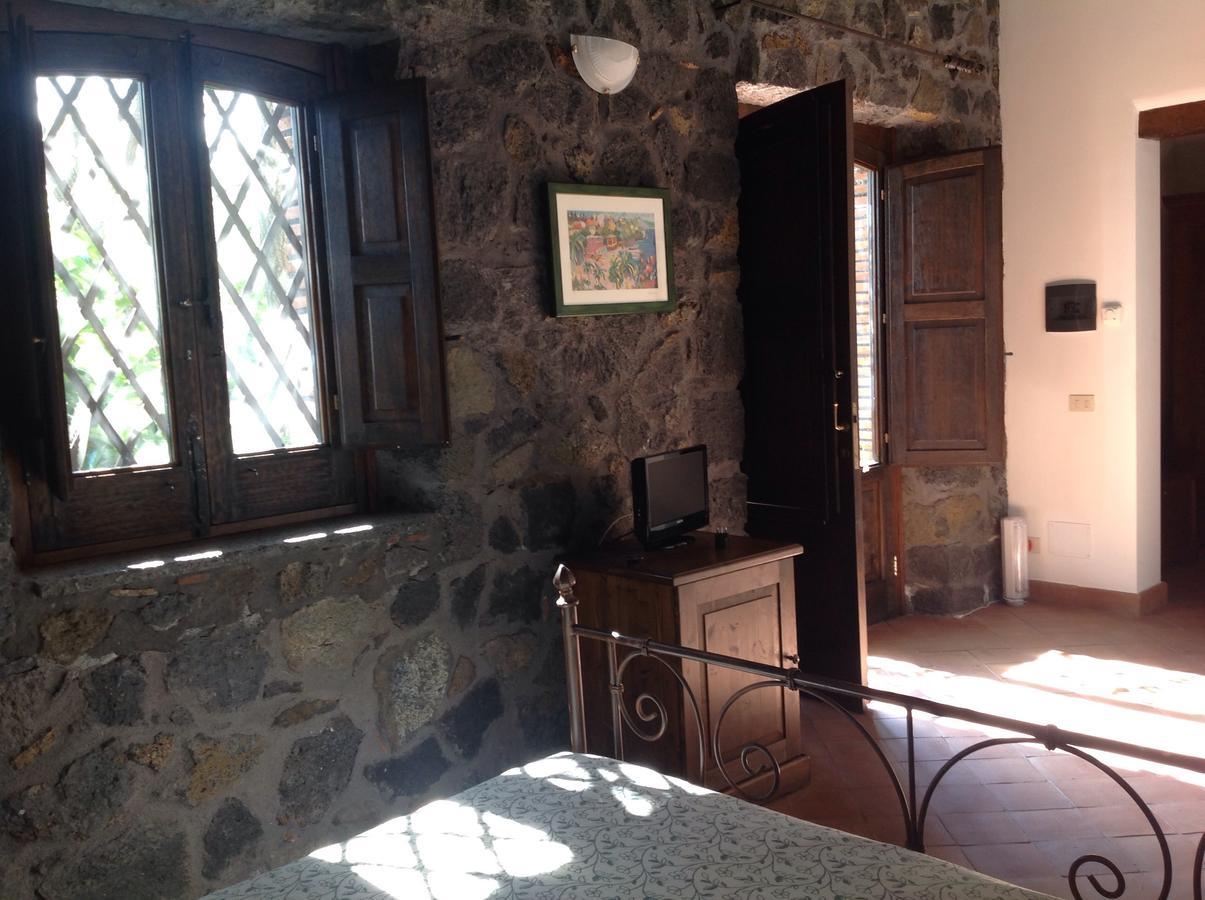 Le Cisterne Dell'Etna Hotel Calcerana-Marina Екстериор снимка