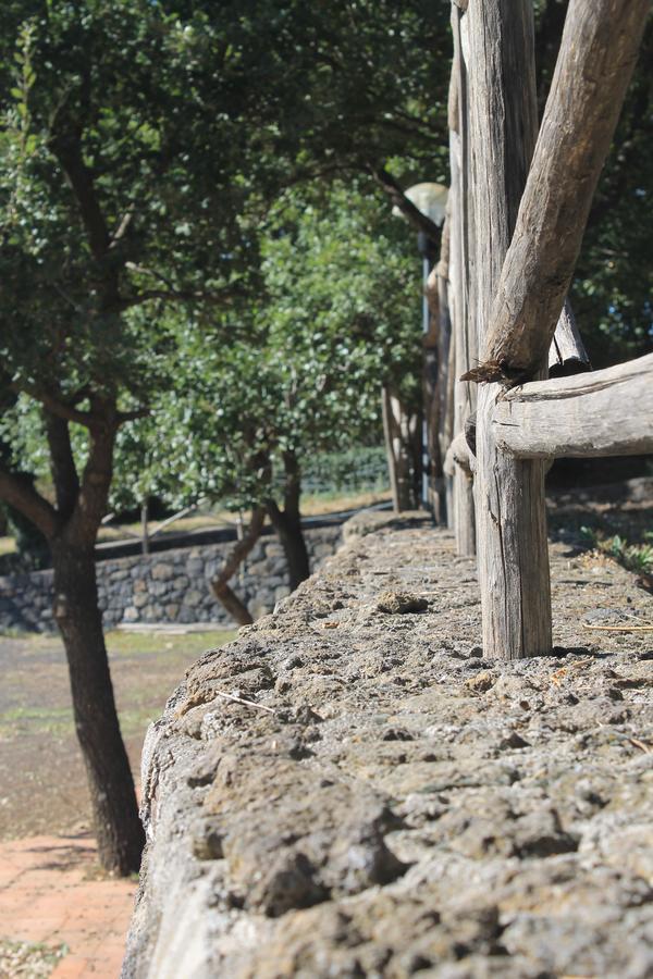 Le Cisterne Dell'Etna Hotel Calcerana-Marina Екстериор снимка