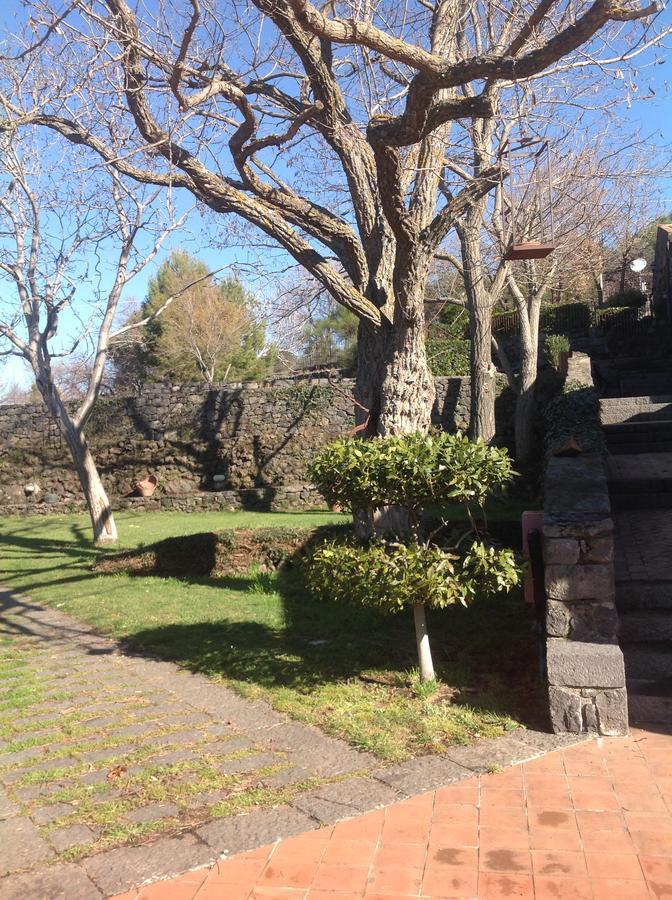 Le Cisterne Dell'Etna Hotel Calcerana-Marina Екстериор снимка