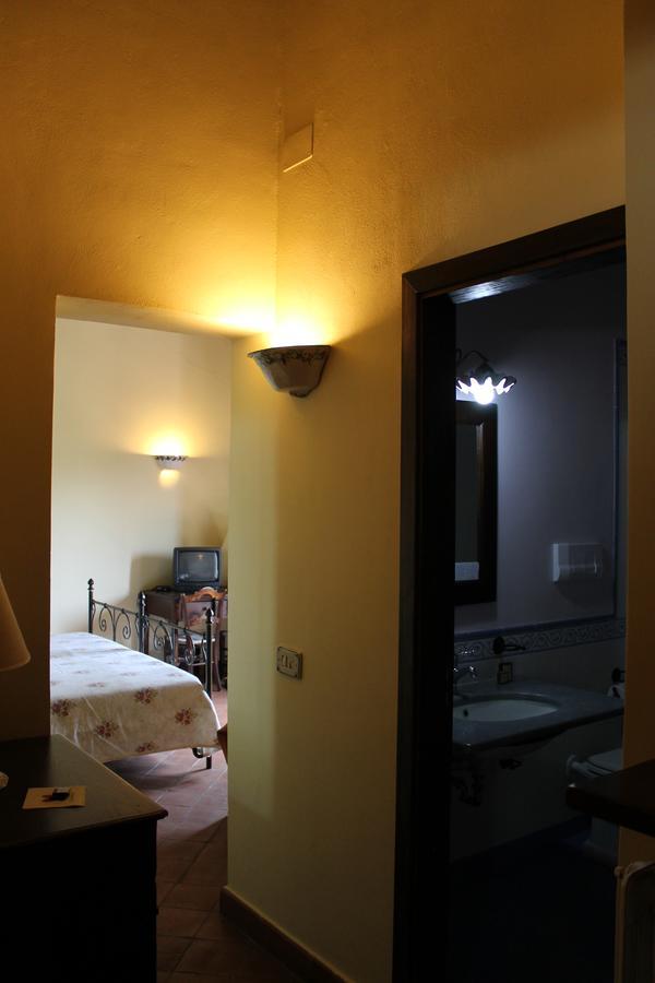 Le Cisterne Dell'Etna Hotel Calcerana-Marina Екстериор снимка