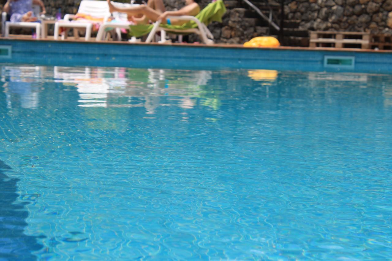 Le Cisterne Dell'Etna Hotel Calcerana-Marina Екстериор снимка
